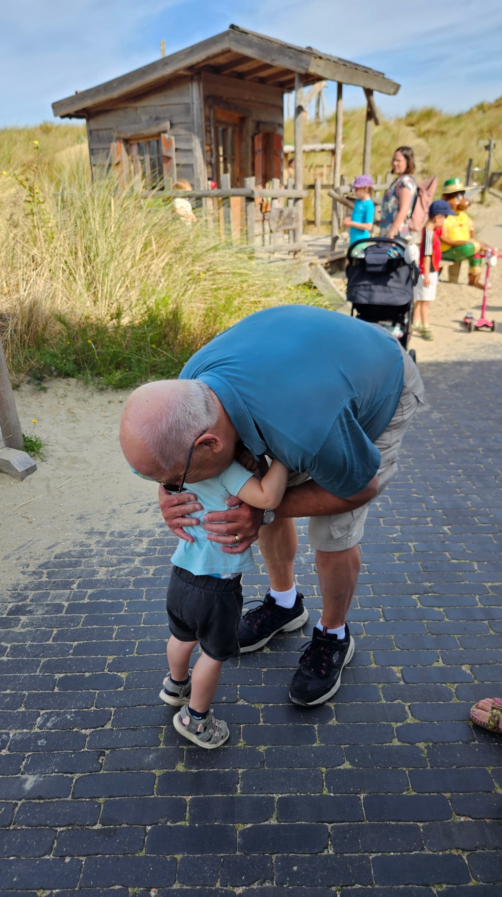 Emotional language connection in multilingual parenting: What it is and why your child needs it!